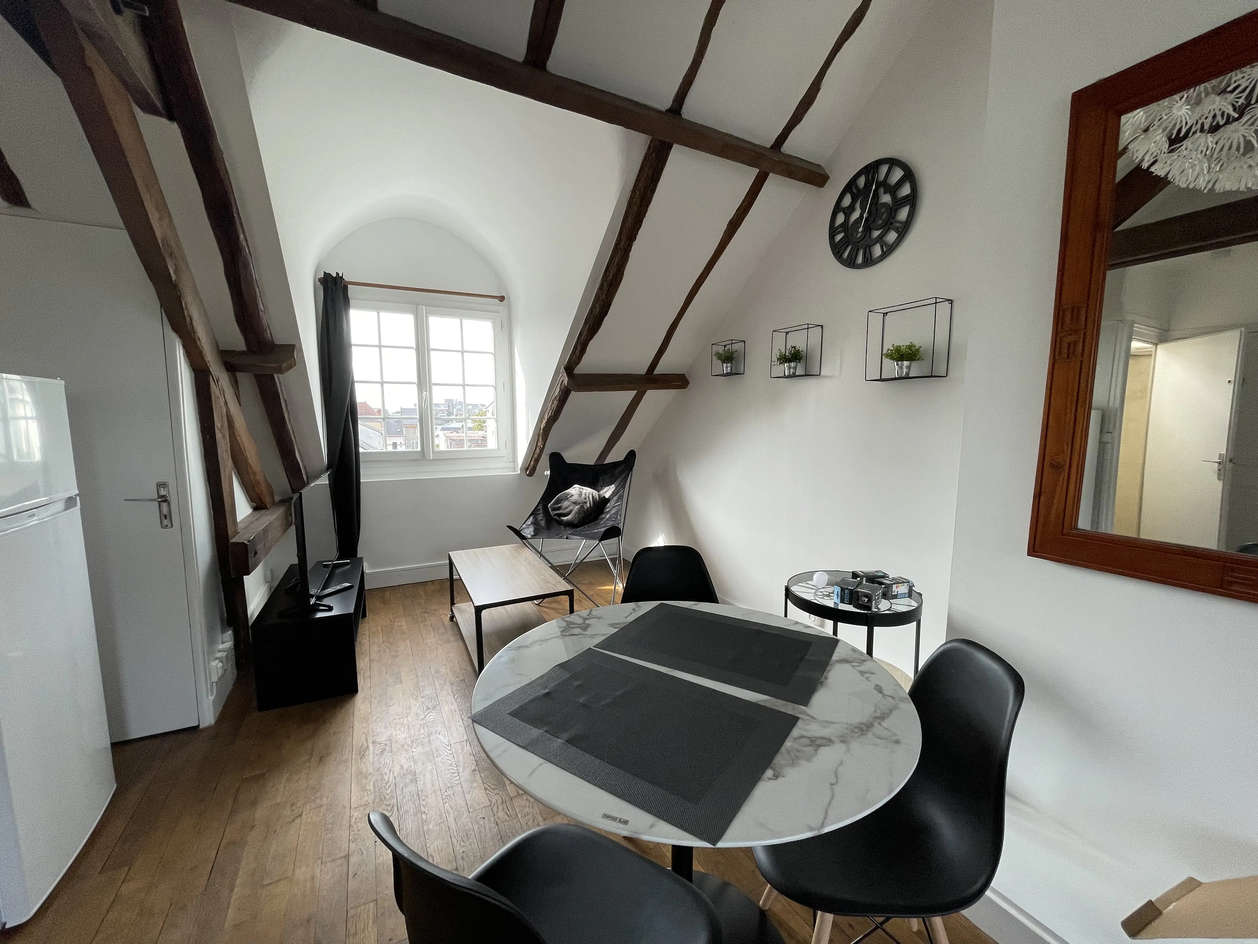 Photo 2 - Appartement meublé T1 29.86m² à Tours