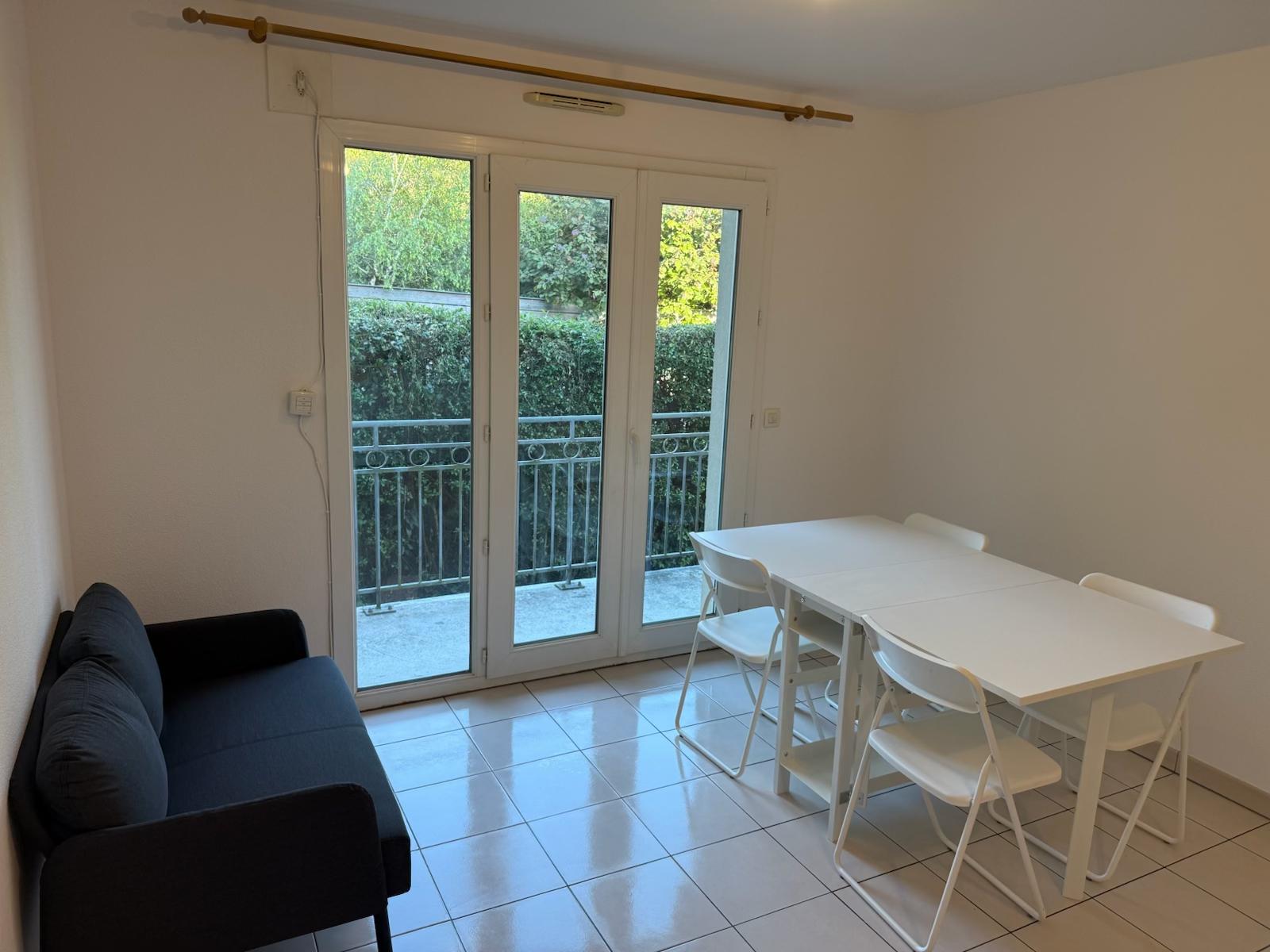 Photo du bien loué 527 euros à Paris 15ᵉ